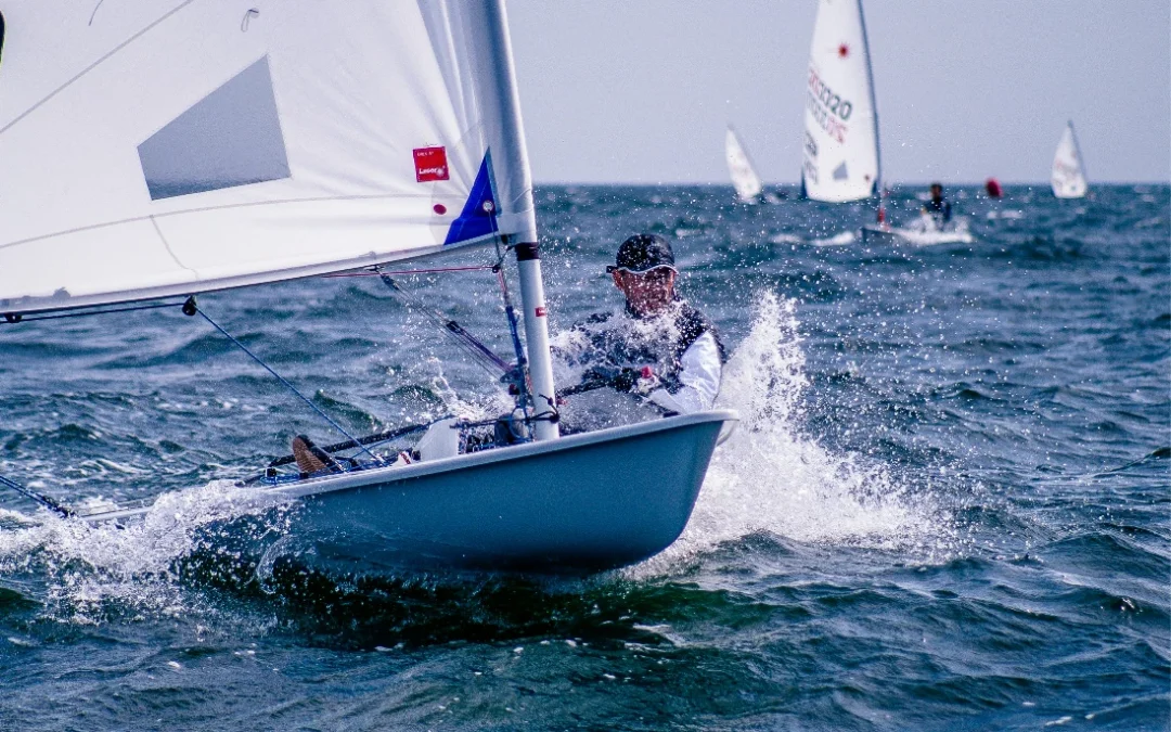 Learning to Sail in Calgary: Your Journey Begins on Glenmore Reservoir